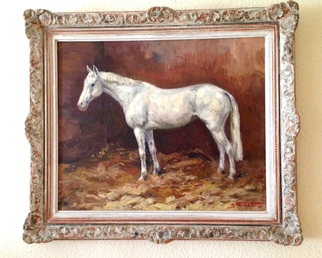 Caballo arabe blanco de G. Trincot